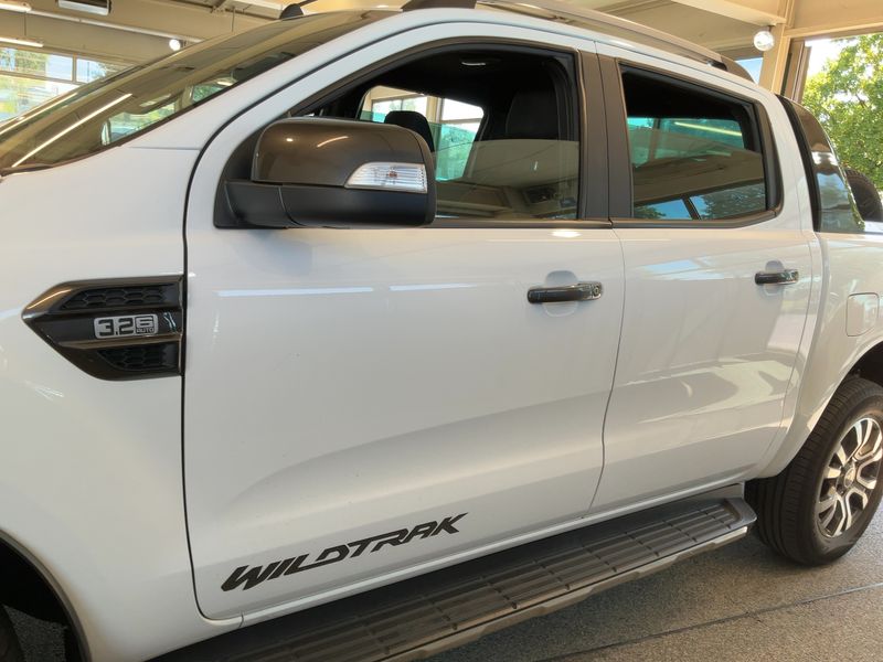 Ford Ranger 3.2 TDCi Doppelkabine 4x4 Wildtrak — zdjęcie 4