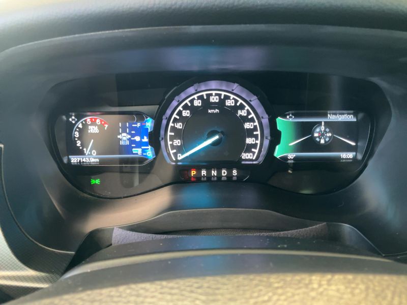Ford Ranger 3.2 TDCi Doppelkabine 4x4 Wildtrak — zdjęcie 13