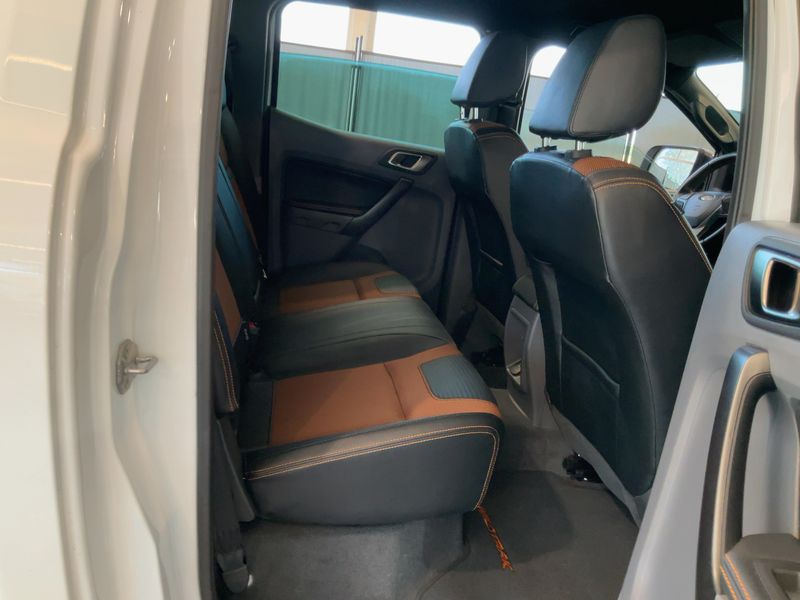 Ford Ranger 3.2 TDCi Doppelkabine 4x4 Wildtrak — zdjęcie 14