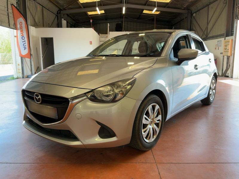 Mazda 2