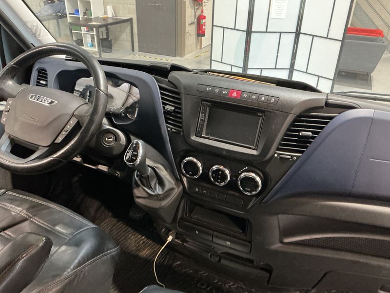 Iveco Daily 3.0 Diesel HKa 35 C V Radstand 3520 — zdjęcie 12