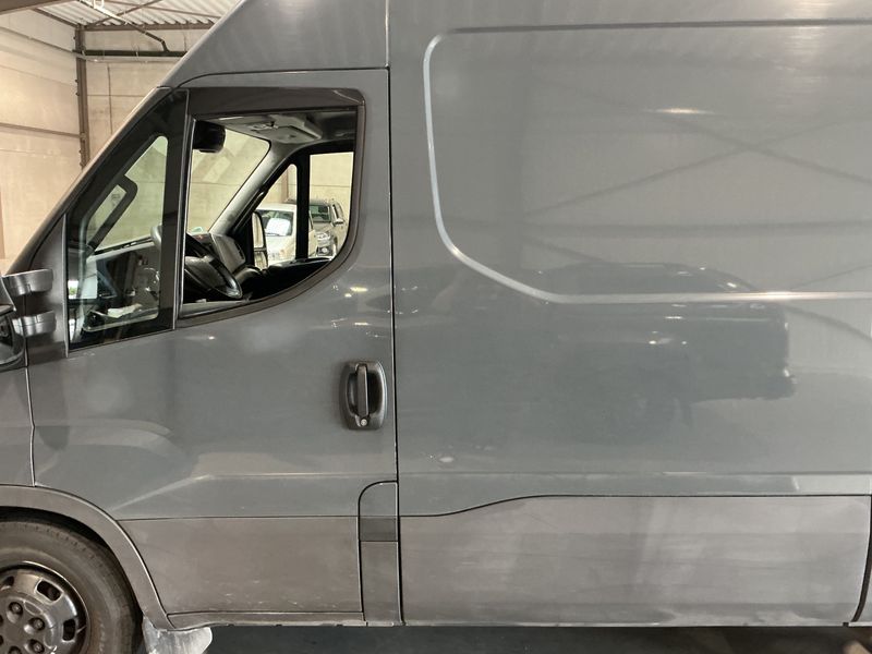 Iveco Daily 3.0 Diesel HKa 35 C V Radstand 3520 — zdjęcie 4