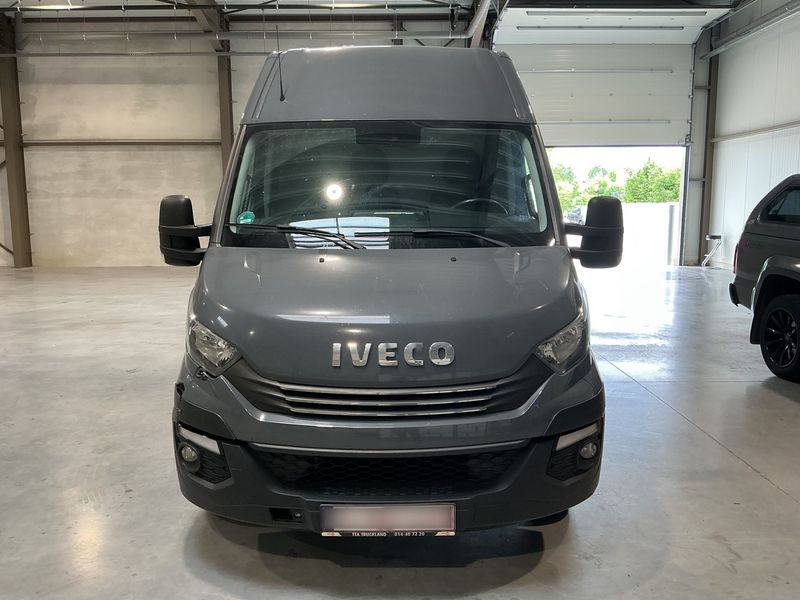 Iveco Daily 3.0 Diesel HKa 35 C V Radstand 3520 — zdjęcie 9