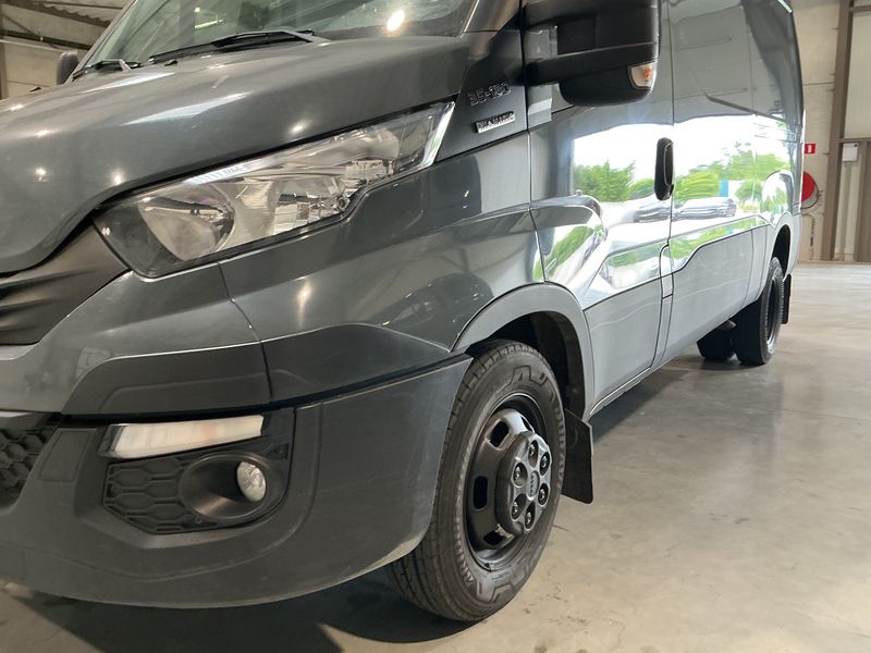 Iveco Daily 3.0 Diesel HKa 35 C V Radstand 3520 — zdjęcie 2