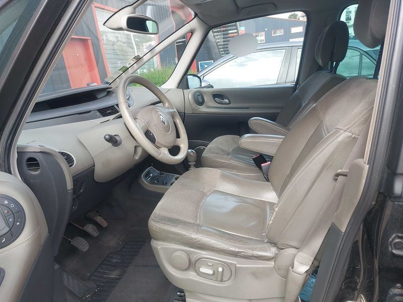 Renault Espace 2.0 Turbo Initiale — zdjęcie 9