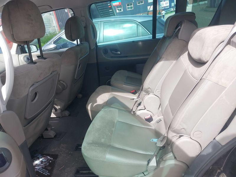 Renault Espace 2.0 Turbo Initiale — zdjęcie 13