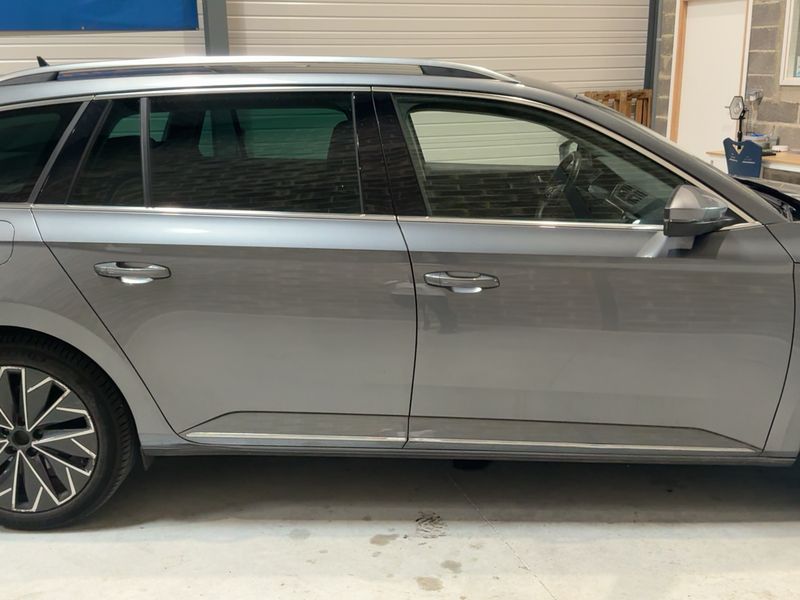Skoda Superb 2.0 TDI L&K 2022 – снимка 10