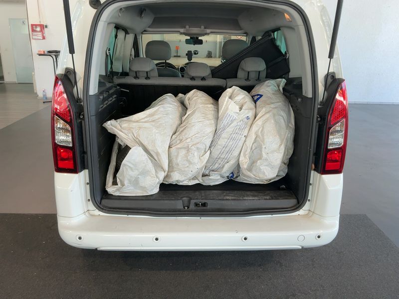 Citroen Berlingo 1.6 Blue-HDi Selection 2016 – снимка 16