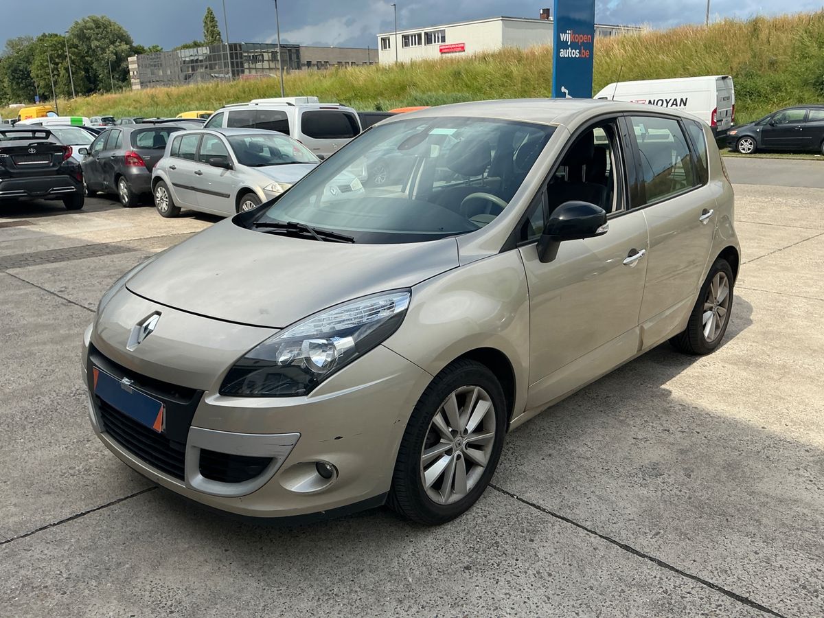 Renault Scenic 2011