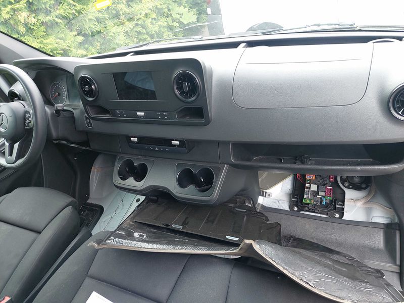 Mercedes-Benz Sprinter 317 CDI Kasten L3 / L4 — zdjęcie 11