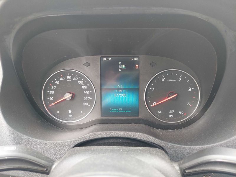 Mercedes-Benz Sprinter 317 CDI Kasten L3 / L4 — zdjęcie 12