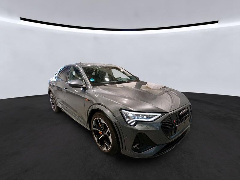 Audi e-tron Sportback e-tron S quattro — zdjęcie 13