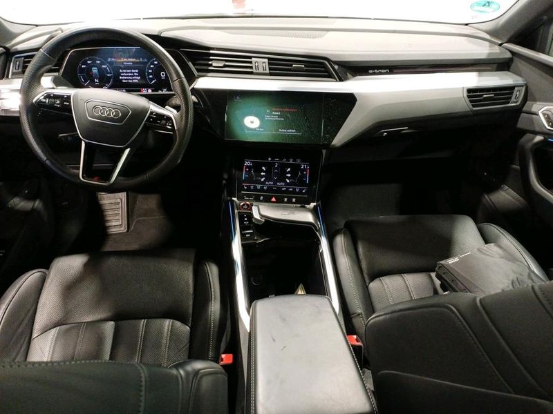 Audi e-tron Sportback e-tron S quattro — zdjęcie 22