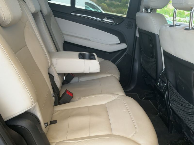 Mercedes-Benz GLS-Klasse GLS 350 4Matic Grand Edition — zdjęcie 14
