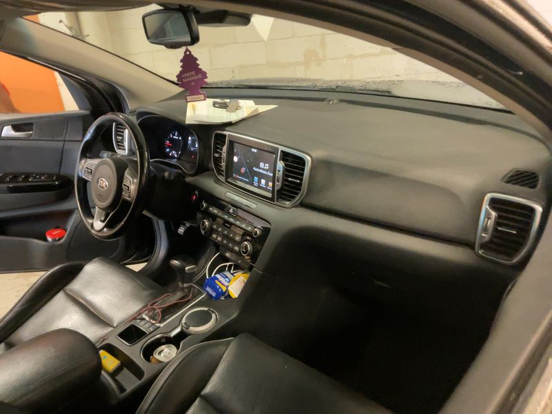 Kia Sportage 1.7 CRDi Active 2WD — zdjęcie 12