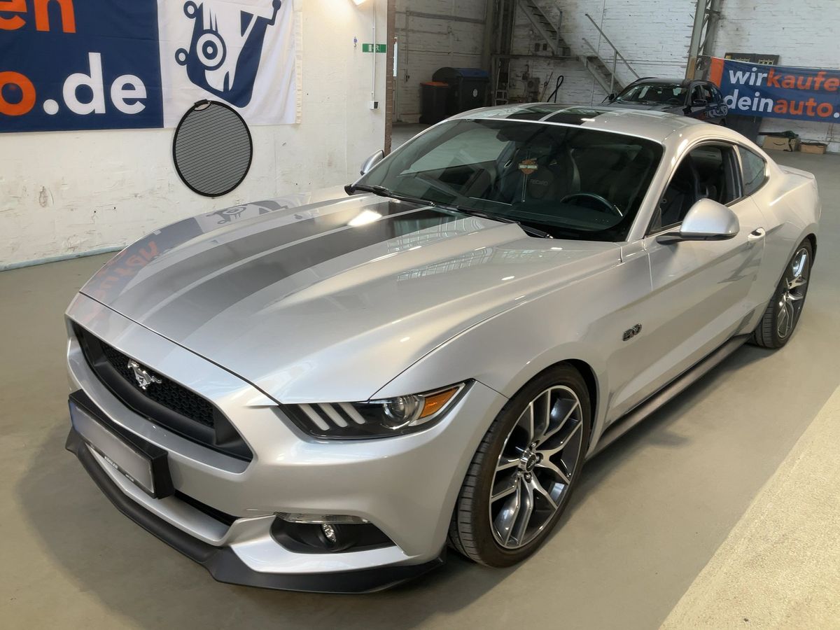 Ford Mustang 2017 — photo 1