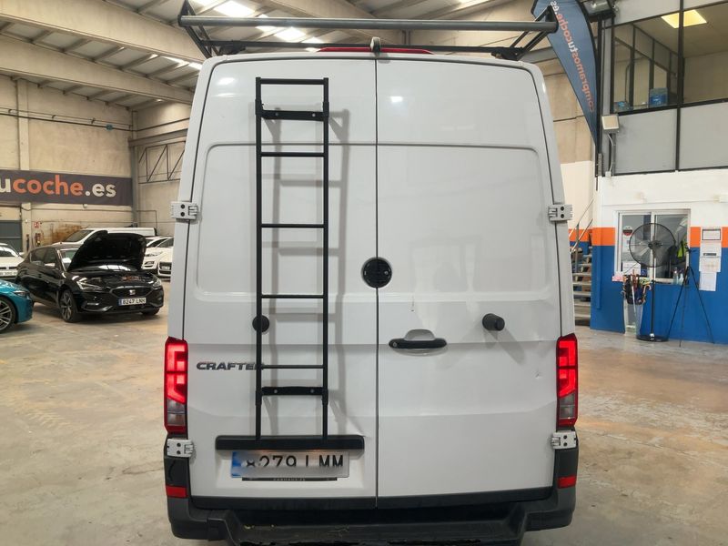 Volkswagen Crafter 2.0 TDI Kasten 30 Trendline mittellang Hochdach FWD — zdjęcie 5