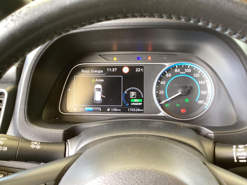 Nissan Leaf electric drive 110 kW N-Connecta — zdjęcie 13