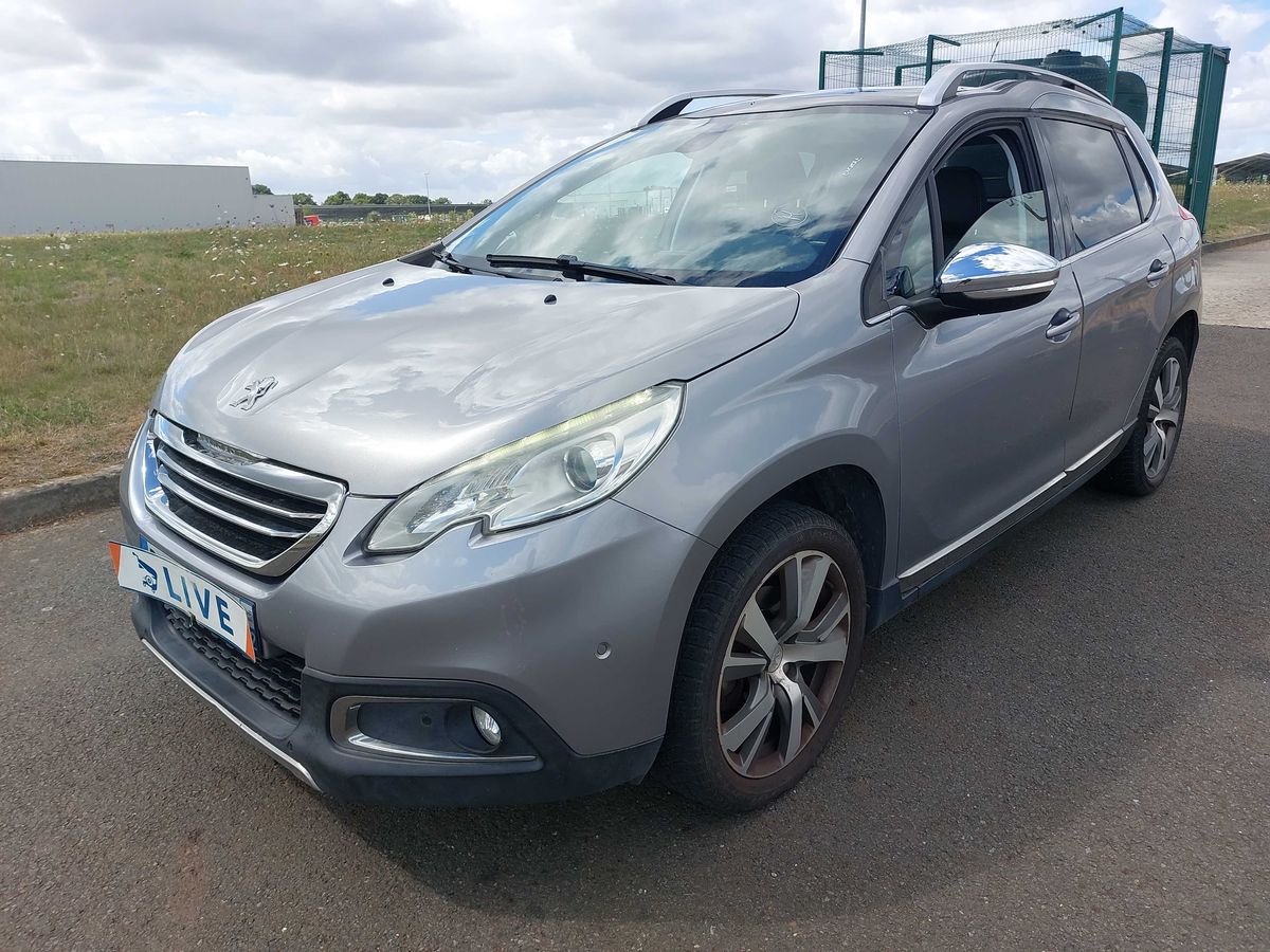 Peugeot 2008 1.6 e-HDi Feline Titane