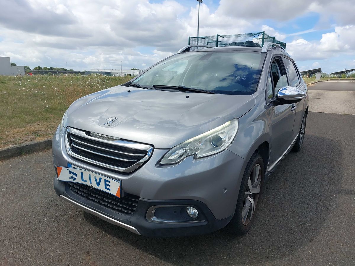 Peugeot 2008 1.6 e-HDi Feline Titane