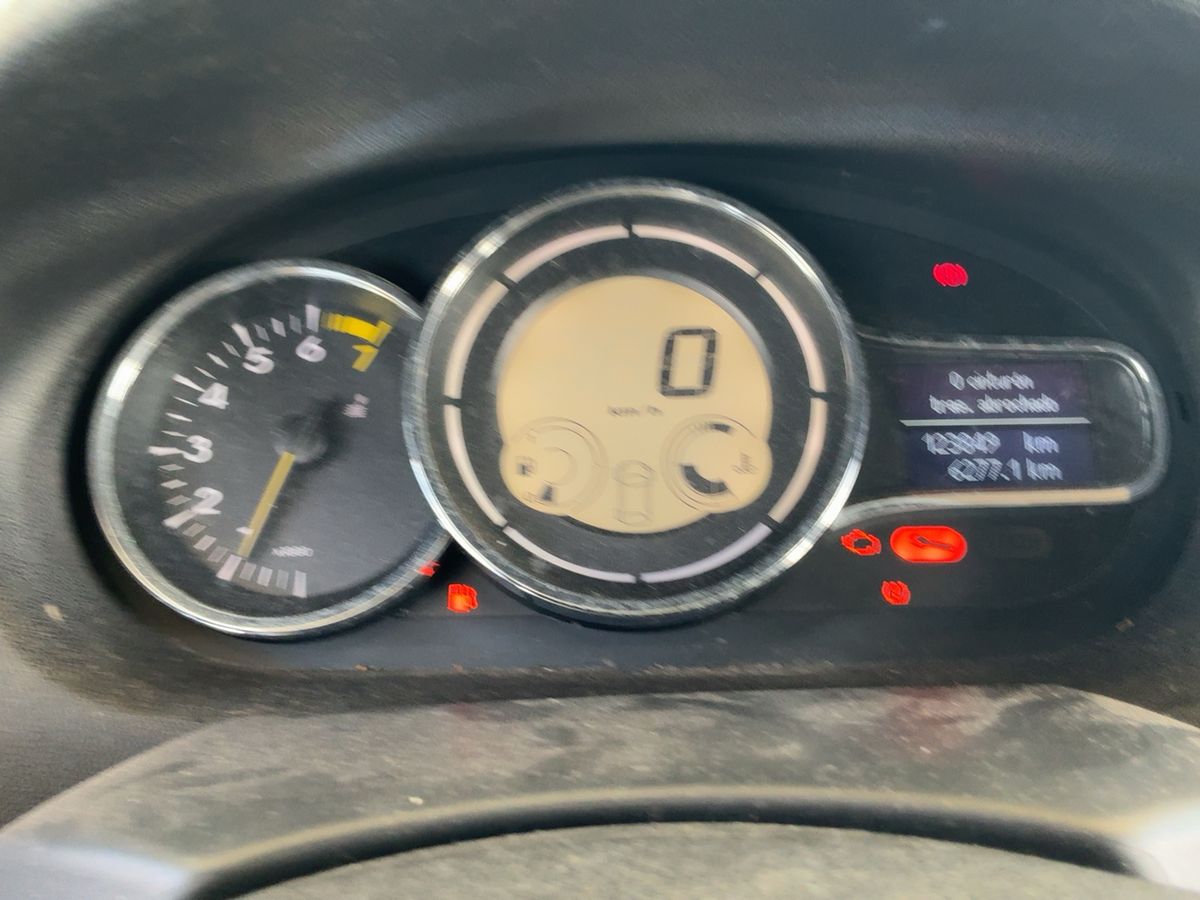 Renault Megane 2015 — photo 19