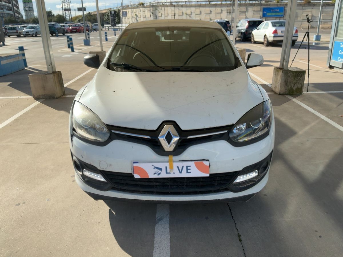 Renault Megane 2015 — photo 15