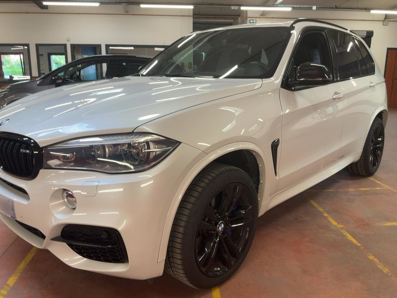 BMW X5 M50d — zdjęcie 2