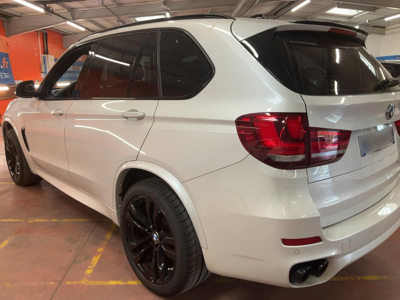 BMW X5 M50d — zdjęcie 3