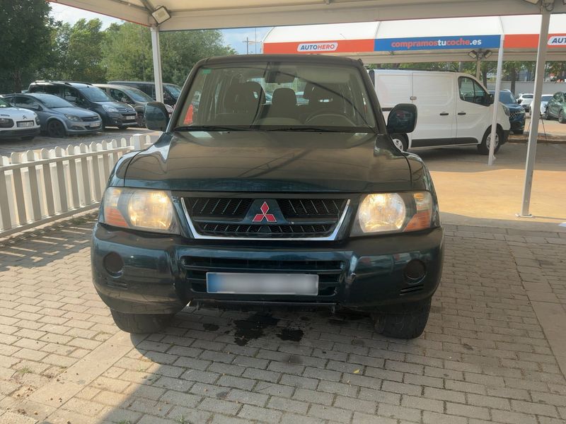 Mitsubishi Pajero 3.2 DI-D Avance — zdjęcie 9