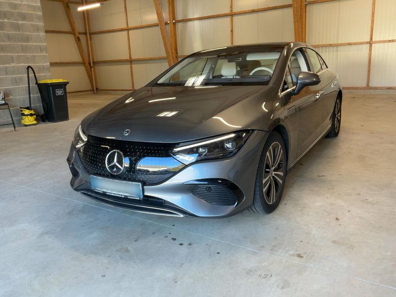 Mercedes-Benz EQE
