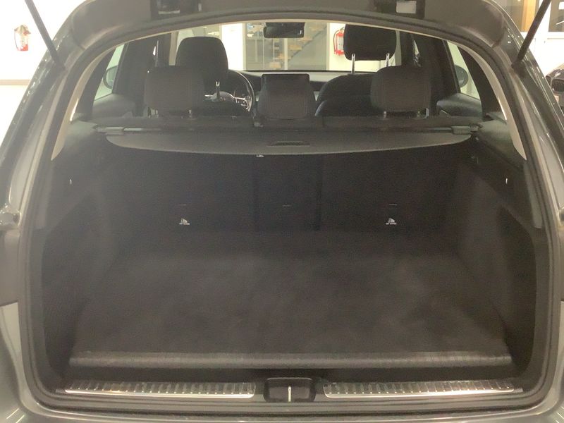 Mercedes-Benz GLC-Klasse GLC 300 de 4Matic — zdjęcie 10