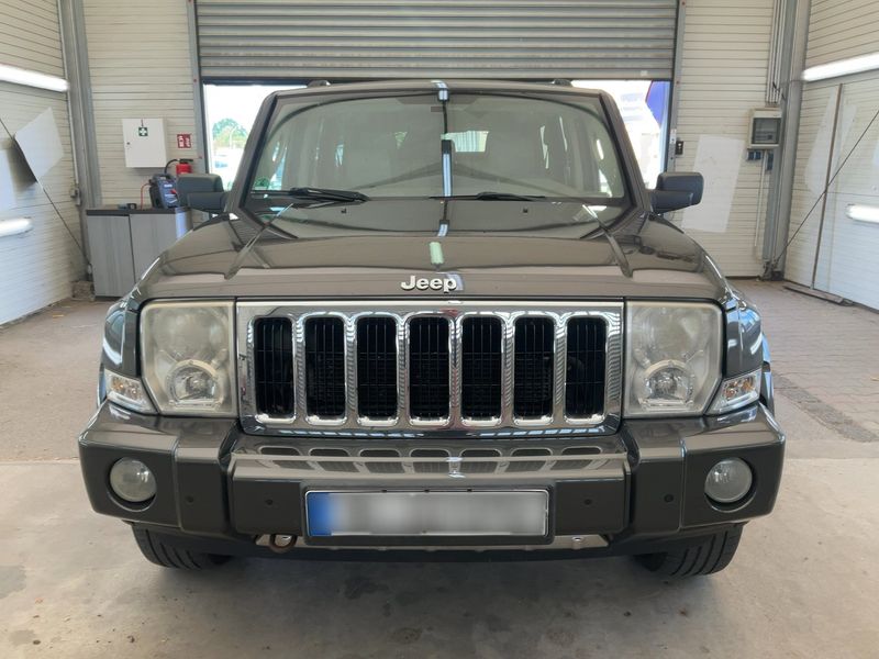 Jeep Commander 3.0 CRD V6 Limited — zdjęcie 9