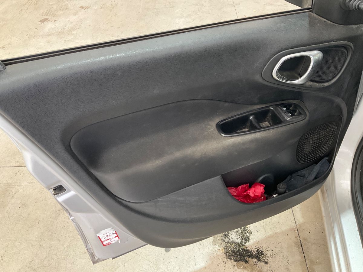 Fiat 500L 2019 — photo 28