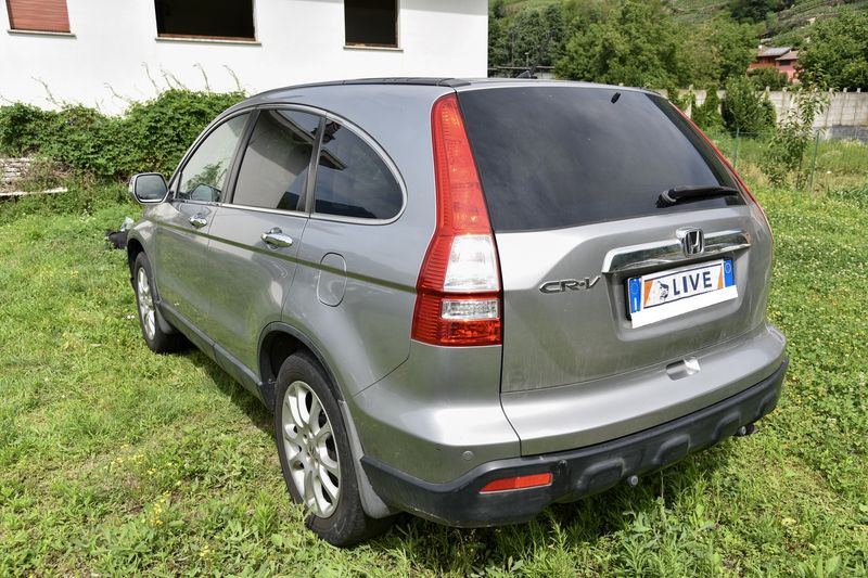 Honda CR-V 2.2 CTDI Executive — zdjęcie 3
