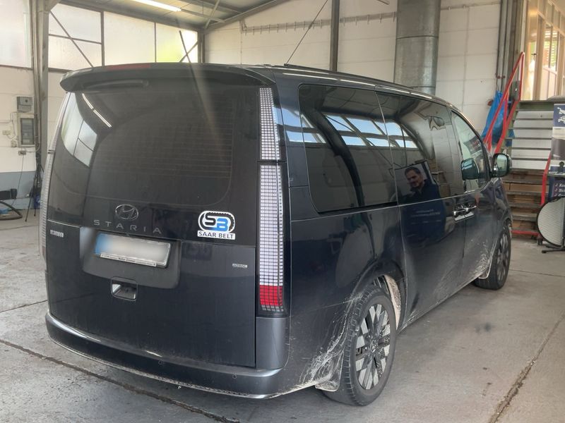 Hyundai Staria 2.2 CRDi Signature 4WD — zdjęcie 6