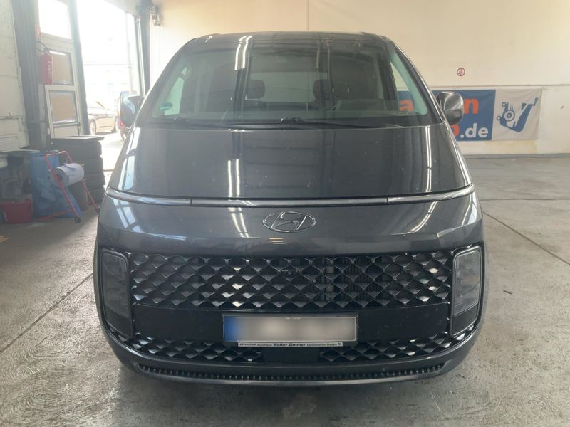 Hyundai Staria 2.2 CRDi Signature 4WD — zdjęcie 9