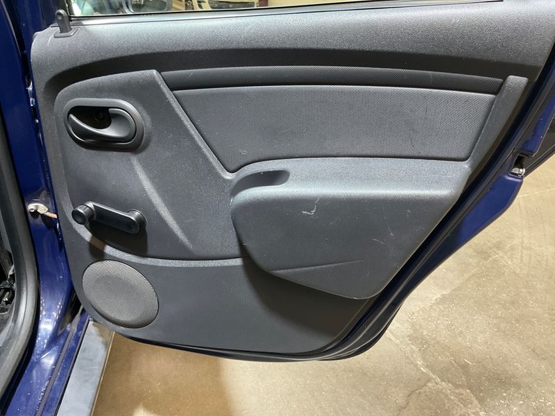 Dacia Duster 1.5 dCi 4x2 2013 – снимка 29