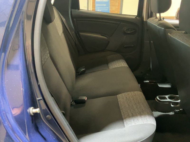 Dacia Duster 1.5 dCi 4x2 2013 – снимка 19