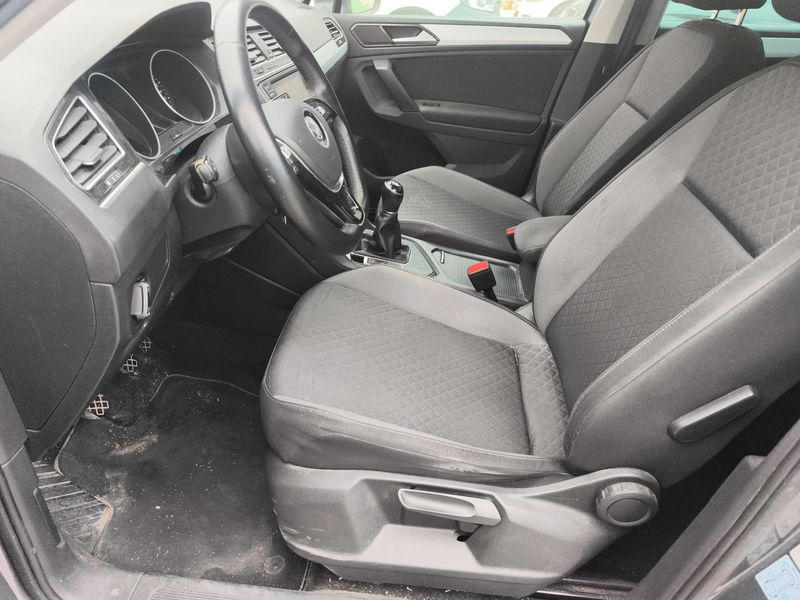 Volkswagen Tiguan 1.4 TSI ACT Advance BlueMotion Tech — zdjęcie 17