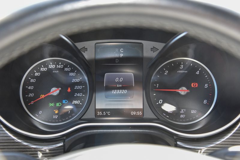 Mercedes-Benz V-Klasse V 250 d 4MATIC kompakt — zdjęcie 12