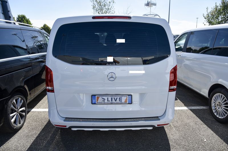Mercedes-Benz V-Klasse V 250 d 4MATIC kompakt — zdjęcie 4