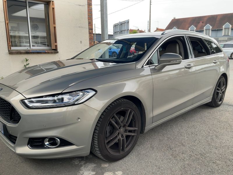 Ford Mondeo 2.0 EcoBoost Titanium — zdjęcie 2
