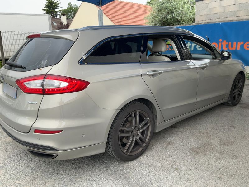 Ford Mondeo 2.0 EcoBoost Titanium — zdjęcie 6