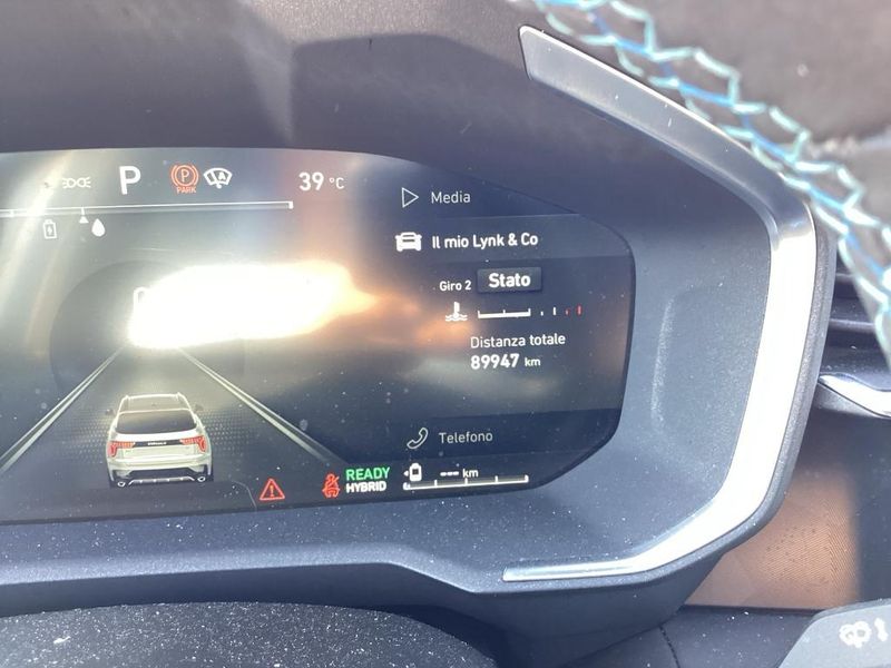 Lynk & Co 01 1.5 Plug-in Hybrid — zdjęcie 12