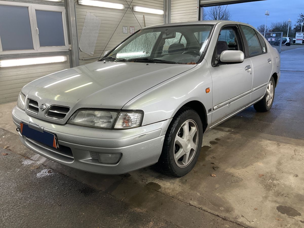 Nissan Primera 2.0 Ambiente