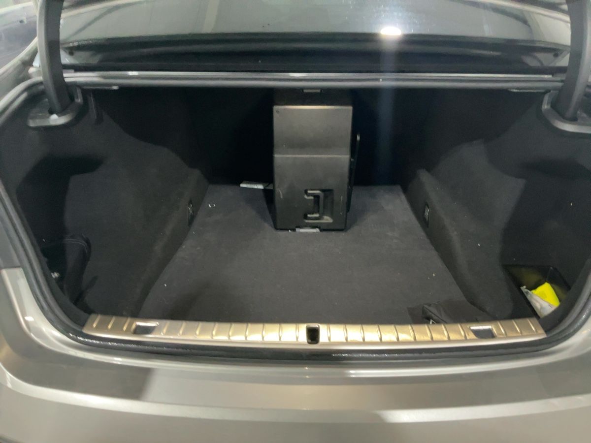BMW 7er 2020 — photo 16