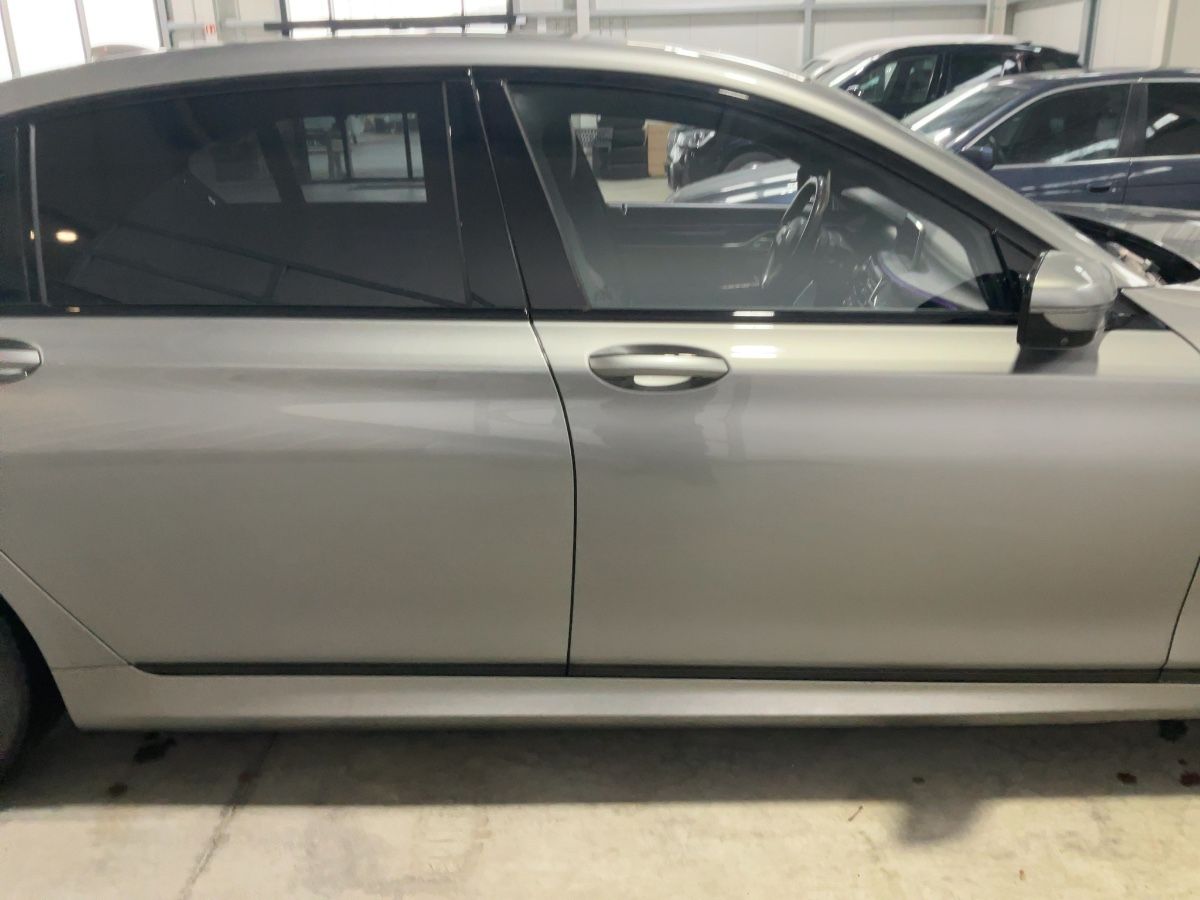 BMW 7er 2020 — photo 11