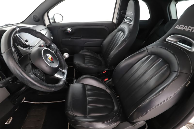 Abarth 595 1.4 Turbo Turismo — zdjęcie 11