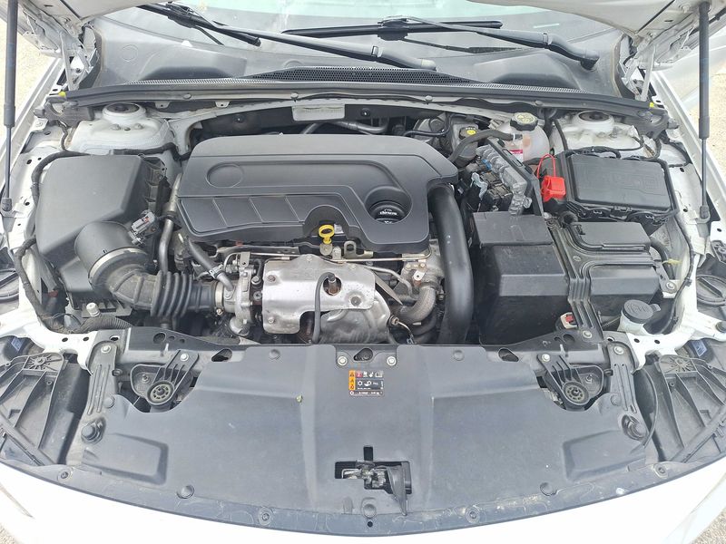 Opel Insignia Grand Sport 1.6 CDTI DPF Innovation — zdjęcie 8