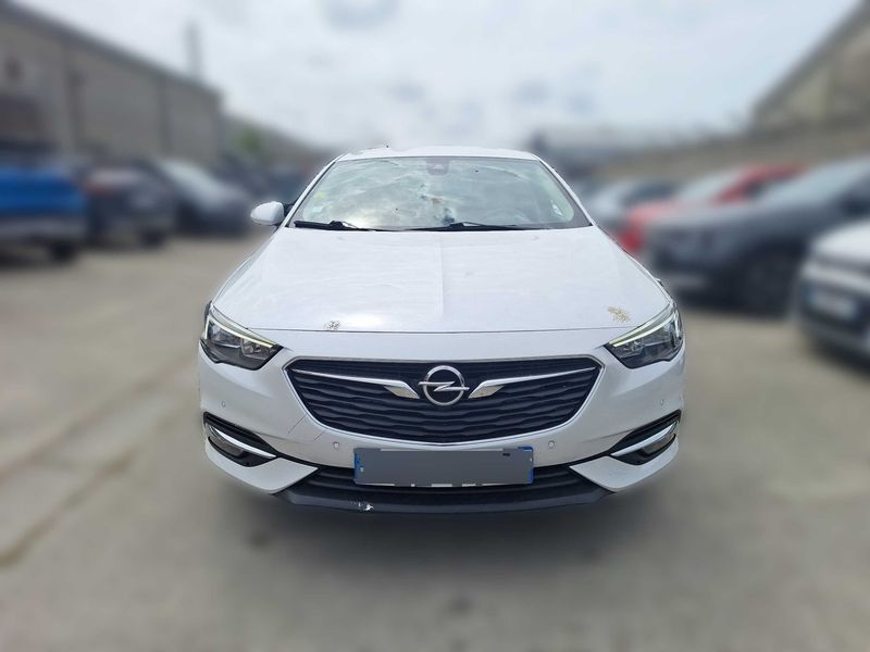 Opel Insignia Grand Sport 1.6 CDTI DPF Innovation — zdjęcie 7